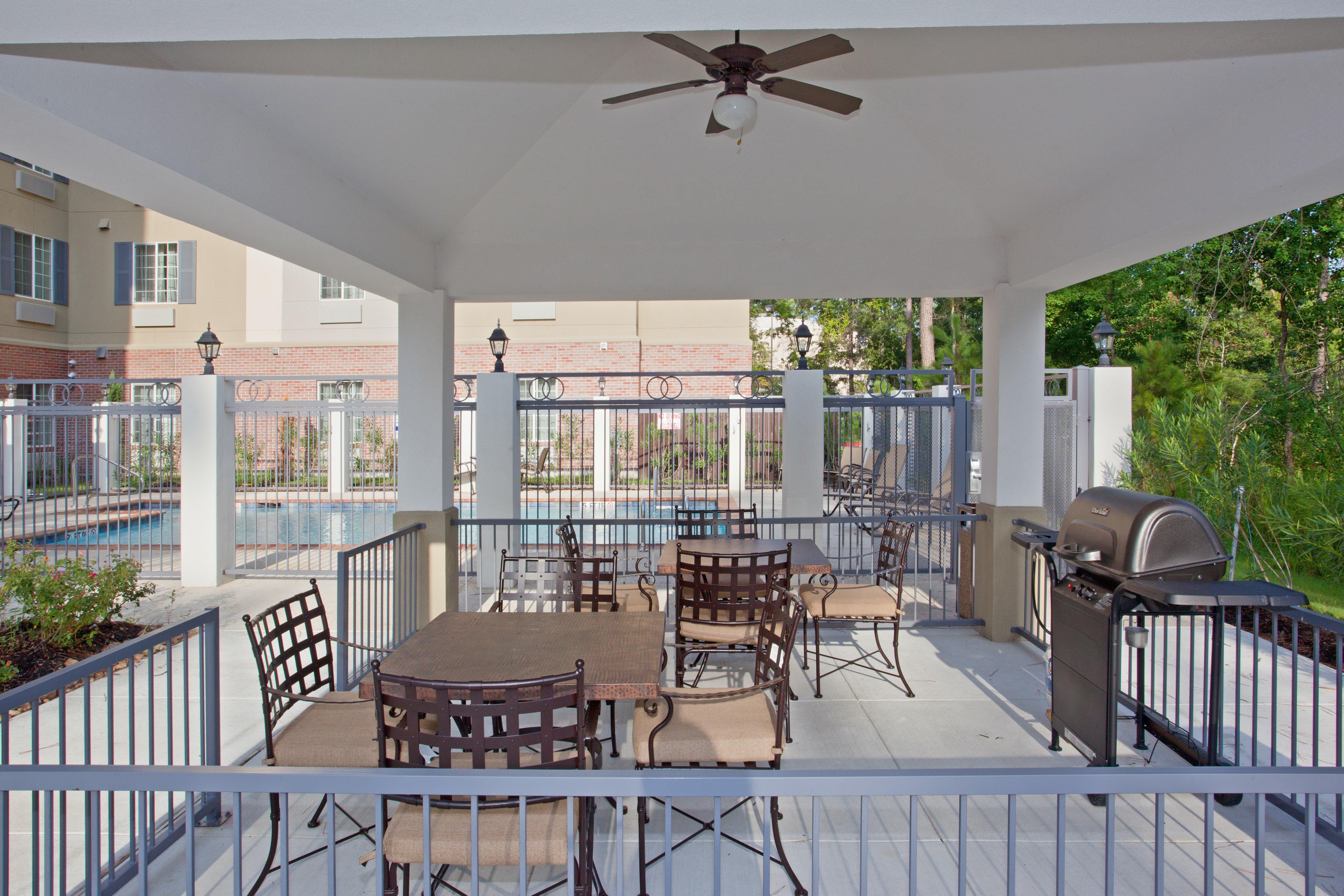 Candlewood Suites Houston The Woodlands By Ihg Restoran fotoğraf